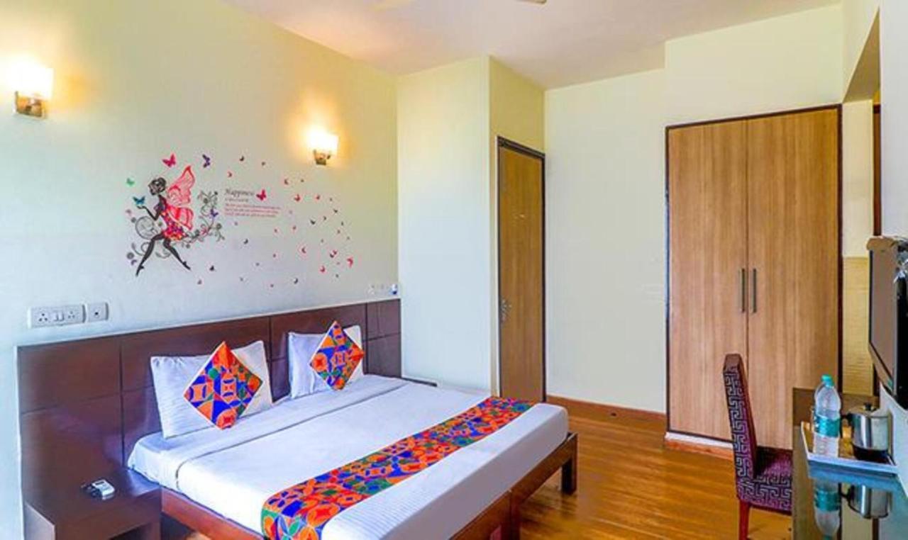 Fabhotel Santoor Geeta Bhawan Square إندور المظهر الخارجي الصورة