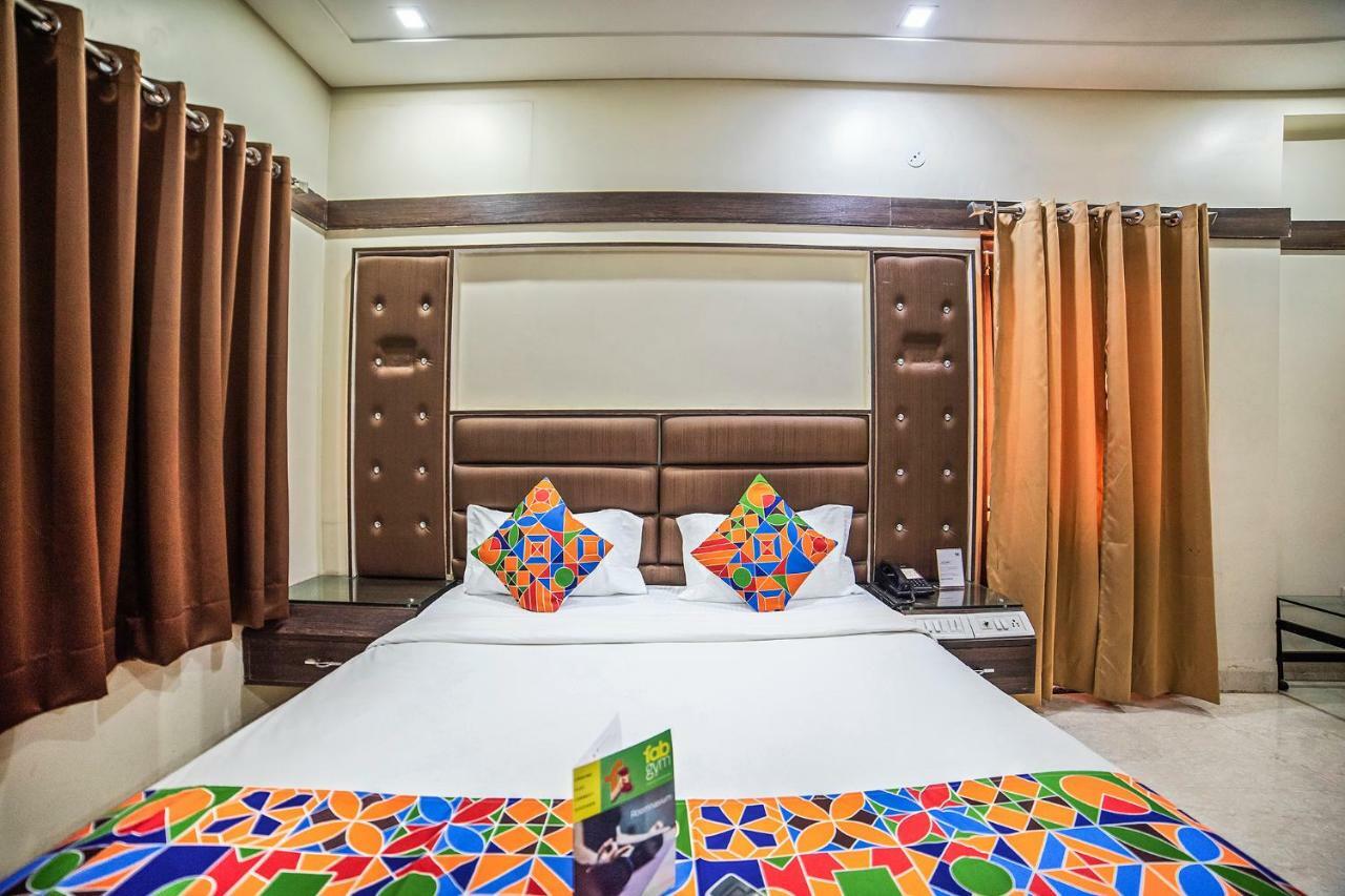 Fabhotel Santoor Geeta Bhawan Square إندور المظهر الخارجي الصورة